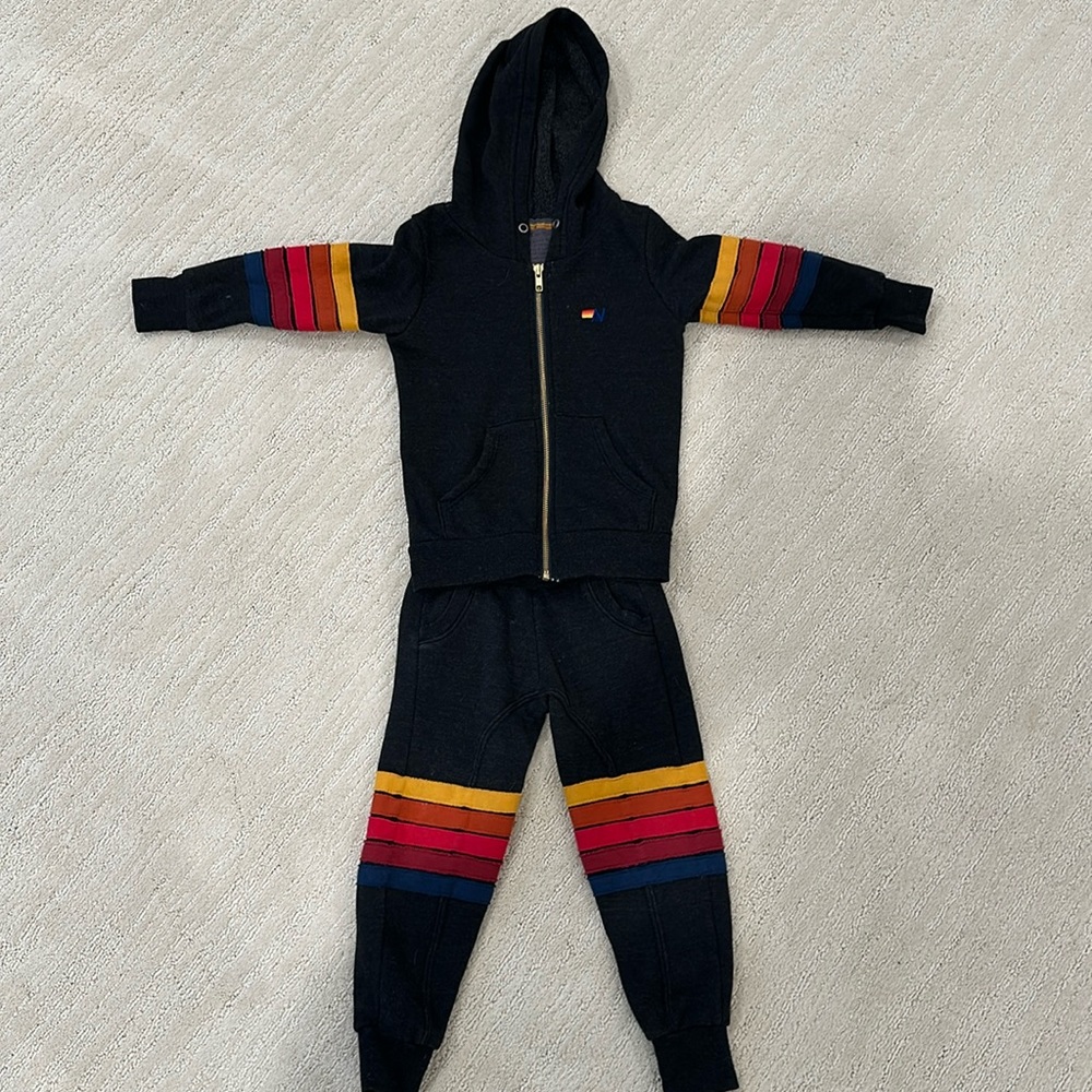 Aviator Nation kids Brooklyn Zip Patch Hoodie & Joggers set size 2